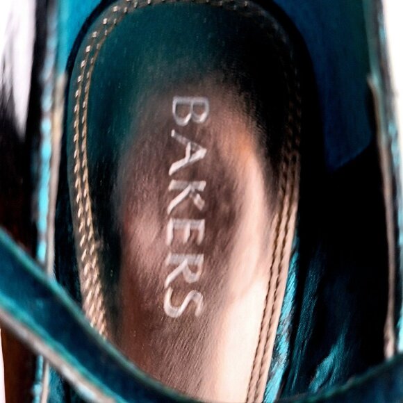 KAMI by Bakers 6 in heels Teal Forest Green Satin Sheen look - Picture 3 of 16